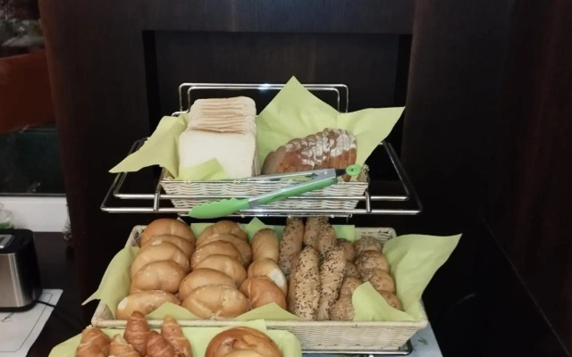 Alma Boutique Hotel