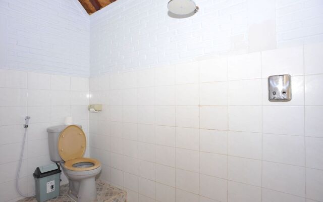 Airy Ubud Monkey Forest Bali