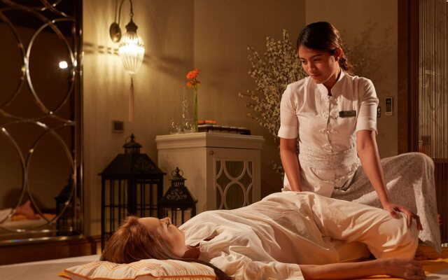 Limak Ambassadore Hotel