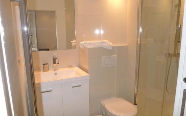 NICE VILLAGE1 AP2087 by RIVIERA HOLIDAY HOMES