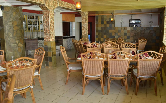 Royal City Hotel