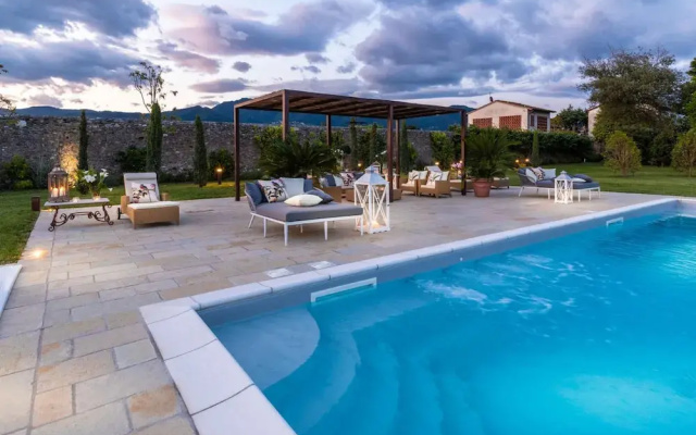 Villa Hugo in Lucca With 5 Bedrooms and 6 Bathrooms - Villas_and_Bungalows in 卢卡 - Photo 4
