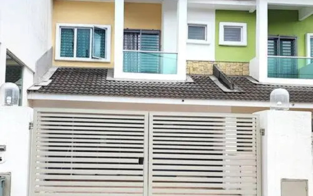 W9@GoldenHills/WiFi/4Room/Steamboat/NightMarket