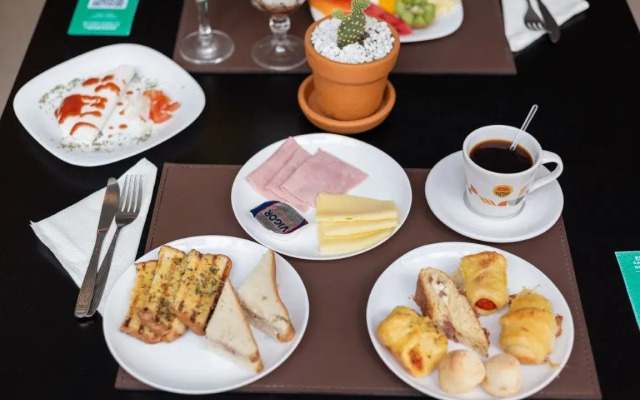 Ecco Hotel