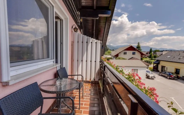 Rooms & Apartments Jana