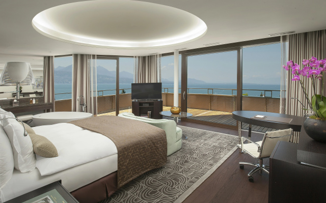 Royal Savoy Hotel & Spa - Image 7