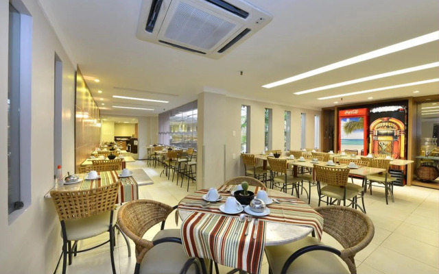 Sambura Praia Hotel
