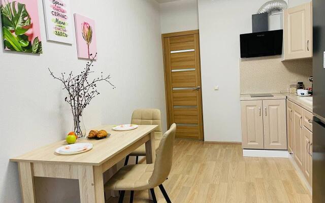 Logins.Apart on Monastyrskaya street 46