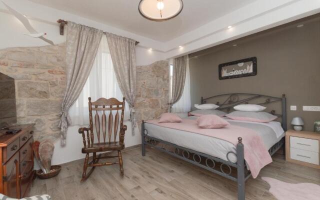 Bossa Studio Apartments