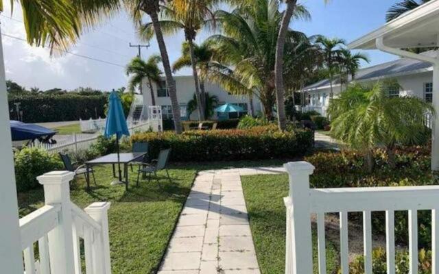 Seahorse Beach Bungalows