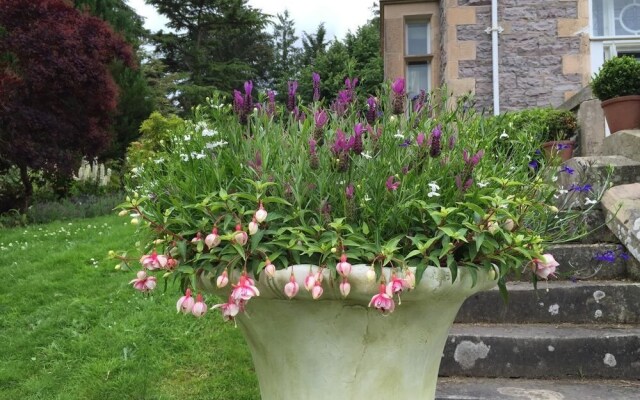 Firlands Lodge