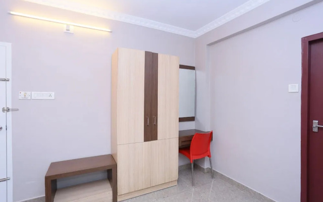OYO 23116 Gino Tourist Home