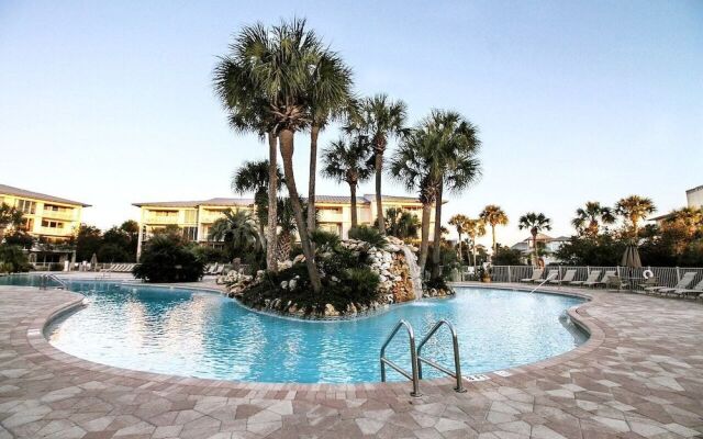 Poolside Rental with Beach Access by RedAwning