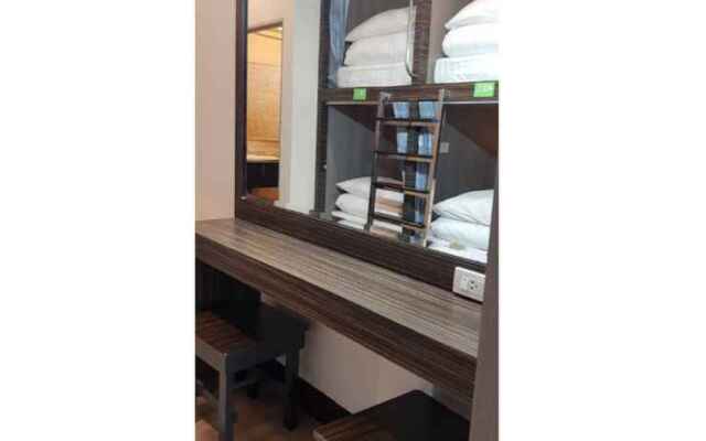 Walking Street Hostel by New Wave - Adults Only