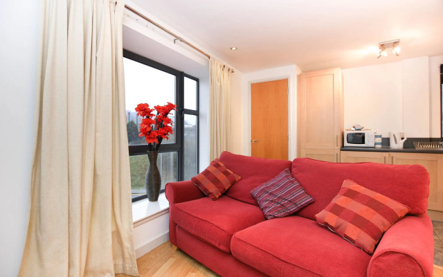 Baltic Quay Apartments Week2Week