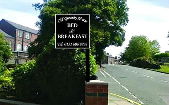 Old Greasby House Bed & Breakfast