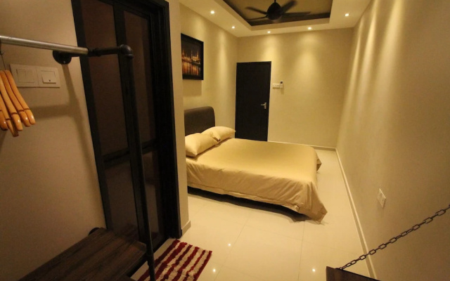 Ian's 5th Home