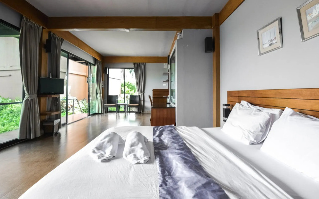 The Grace Amphawa Resort