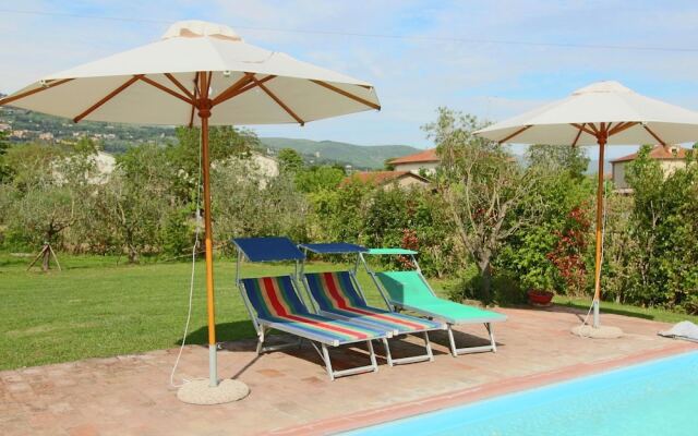 Farmhouse With Swimming Pool in Cortona