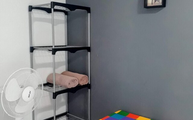 Room With Private Bathroom, Air Conditioning, Wi-fi Downtown Cancun