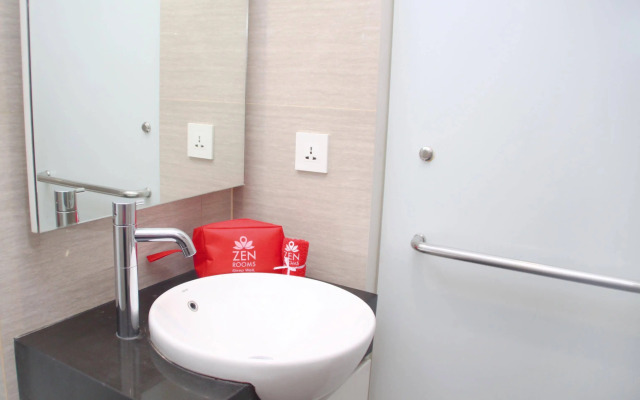 ZEN Rooms Basic Kusuma Bangsa