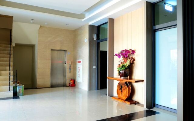 Yi Da lakeside Hotel