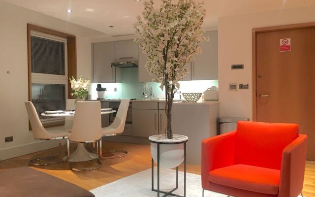 Central Luxury Suites