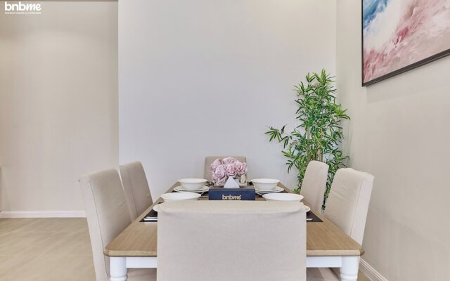 bnbmehomes-2BR near BLVD City & KAFD-16