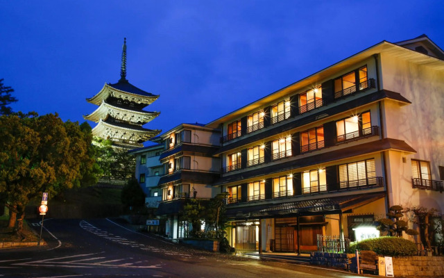 Sarusawaike Yoshidaya