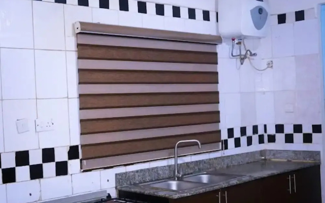 Westnite Apartment