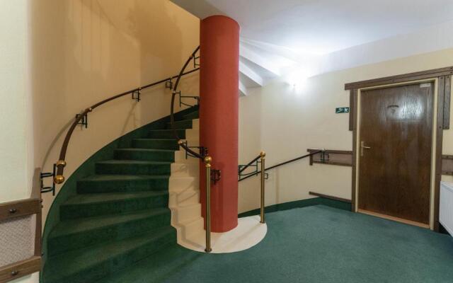 Hotel Amco