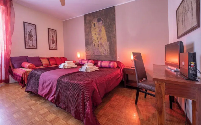 Riva Dante Apartment