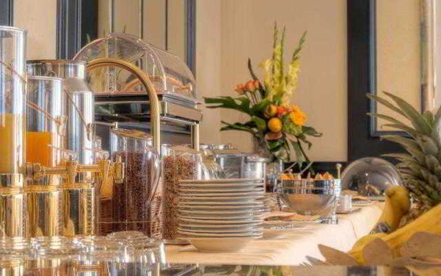 Best Western Ambassador Hotel Bosten