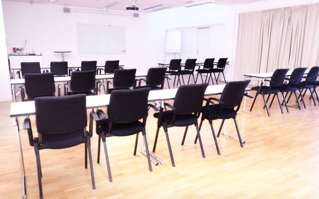 Vann Spa Hotel and Conference