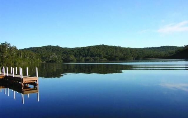 Gipsy Point Lakeside