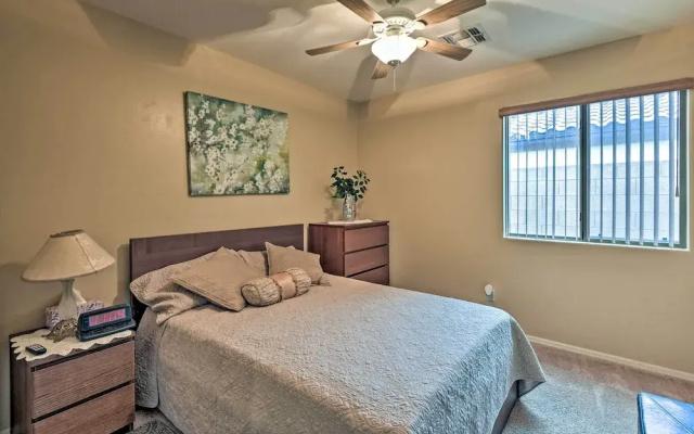 West Phoenix Home: Hike, Dine & Golf Nearby! - фото 2