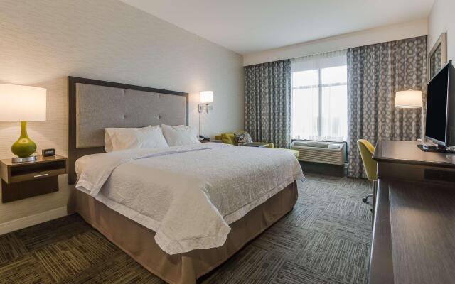 Hampton Inn White House