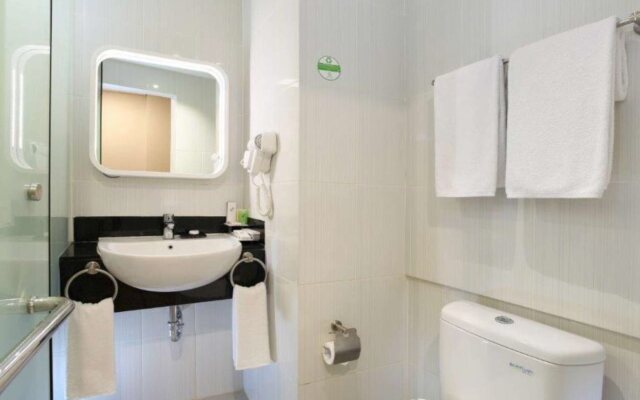 Zest Airport Jakarta by Swiss-Belhotel International