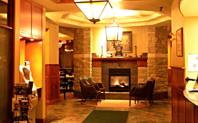 Calabogie Peaks Hotel, Ascend Hotel Collection