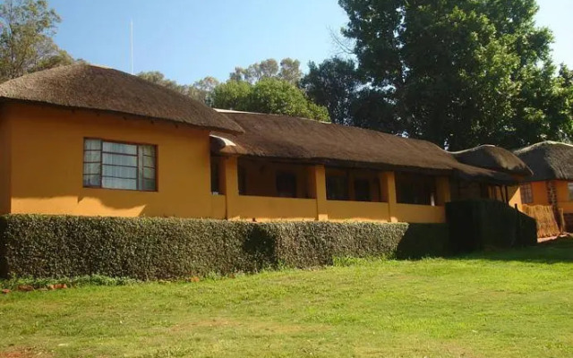 Sandford Park Country Hotel