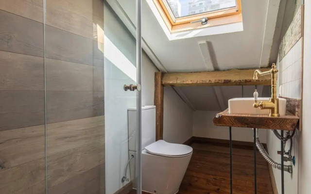 Beautiful Classic Designed 3-bed Villa in Lisboa
