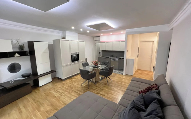 Trieste 411 (Rooms & Apartments)