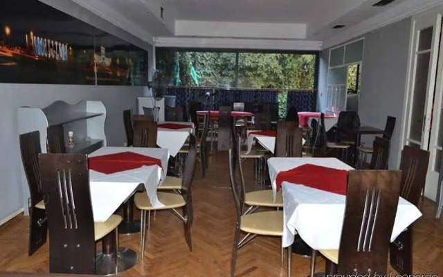 Seven Hotel