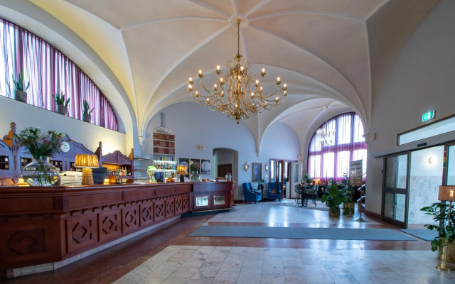Home Hotel Christian IV