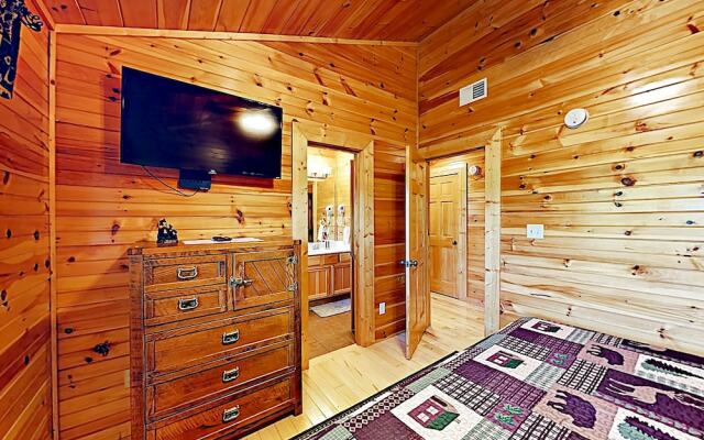 1268 Sevierville - 4 Br Cabin