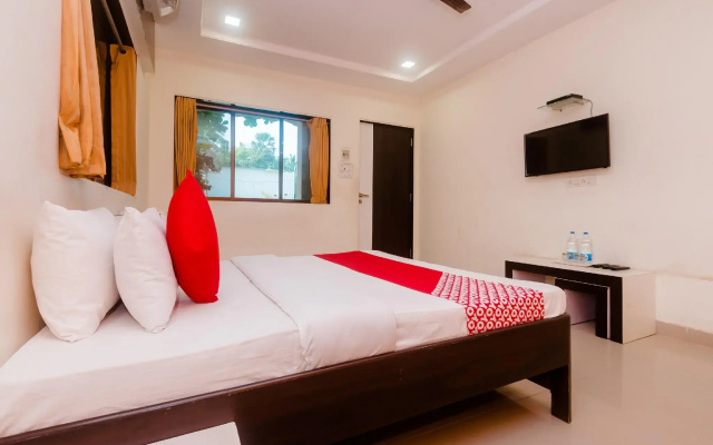 OYO 12693 Manori Resort