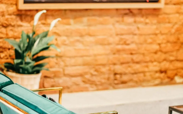 Pineapple House Boutique Hotel