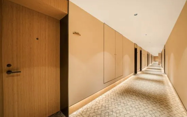 The Whisper Mountain Hotel