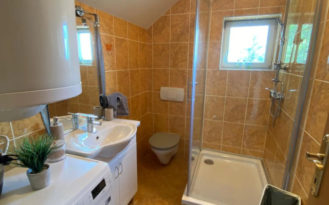 “Bear Hill” Apartments