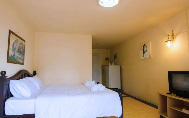 Anda Orange Pier Guesthouse